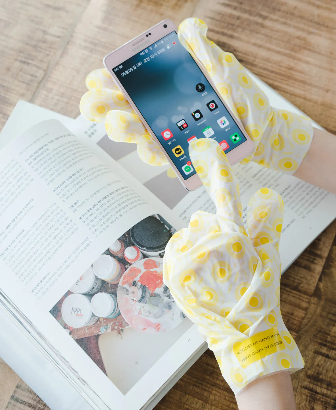 Kocostar Hand Moisture Mask - 1 pair