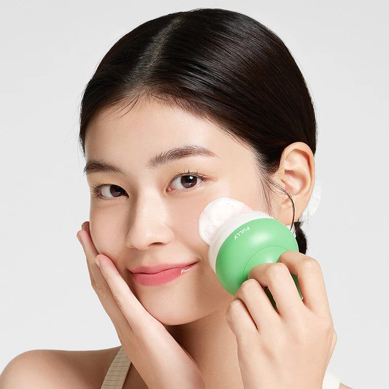 FULLY Pore Cleansing Brush