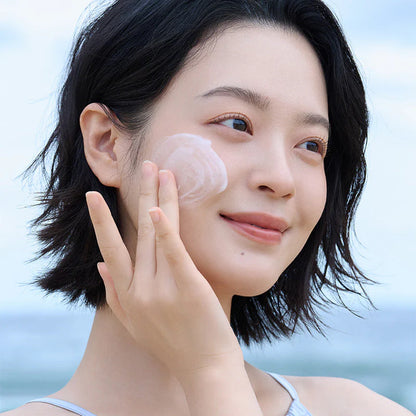 Skin1004 Madagascar Centella Hyalu-Cica Gentle Cleansing Milk 200ml